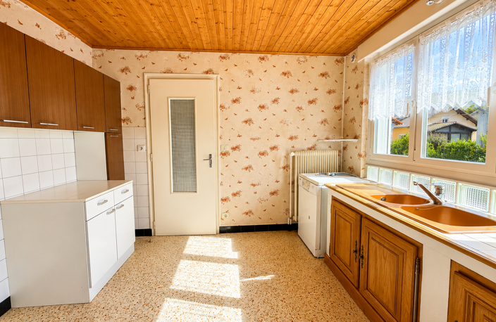 MAICHE - PROCHE CENTRE  - MAISON SUR SOL — photo 5