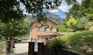 Appartement 7 Pièces 192 m² à vendre à Roquebillière (06450)