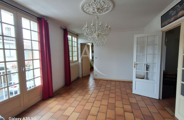 Maison L Isle Jourdain T5 — photo 4