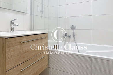 Appartement 6 pièces 2490 €