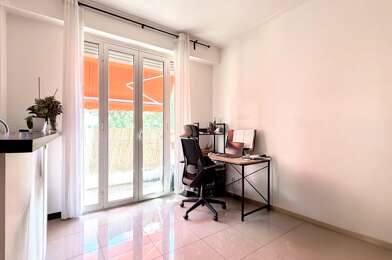 Appartement 2 pièces 239560 €