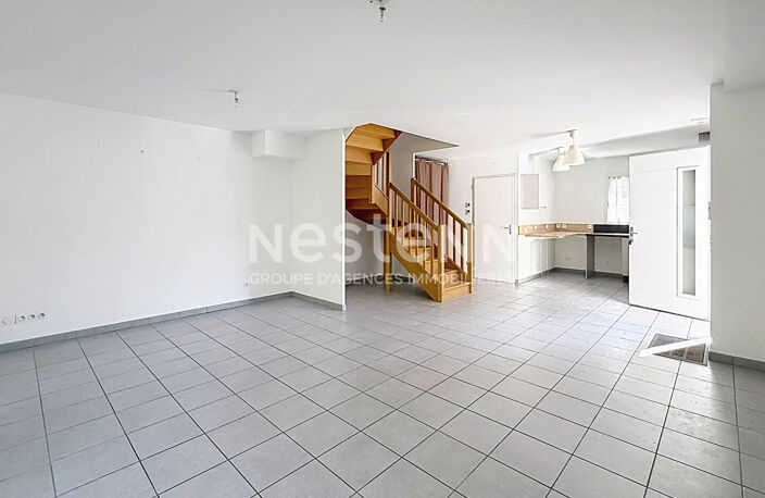 Maison récente 5 pièces de 101,50 m2 avec garage Secteur Parc du Chêne 69500 Bron — photo 2