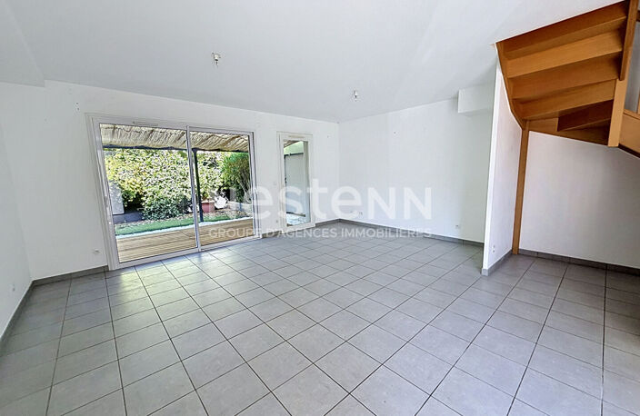 Maison récente 5 pièces de 101,50 m2 avec garage Secteur Parc du Chêne 69500 Bron — photo 5