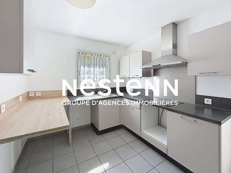 Maison récente 5 pièces de 101,50 m2 avec garage Secteur Parc du Chêne 69500 Bron — photo 1
