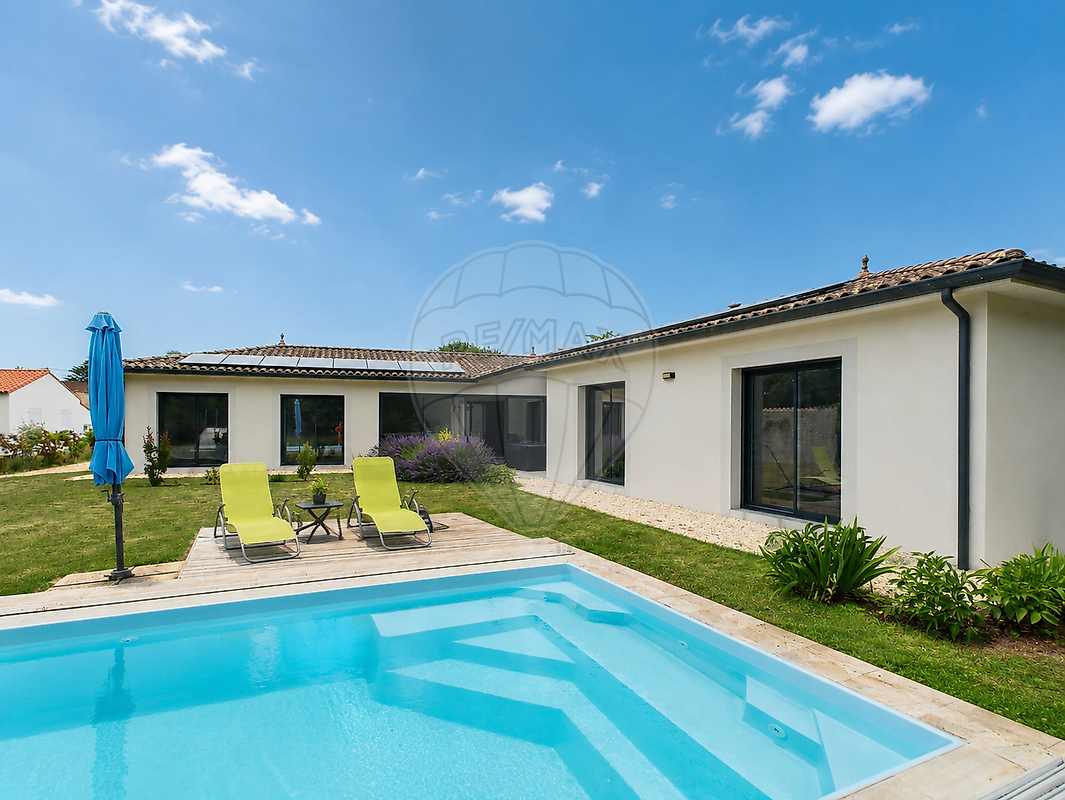 Villa / Maison  T6 à vendre Tremblade (La) 17390