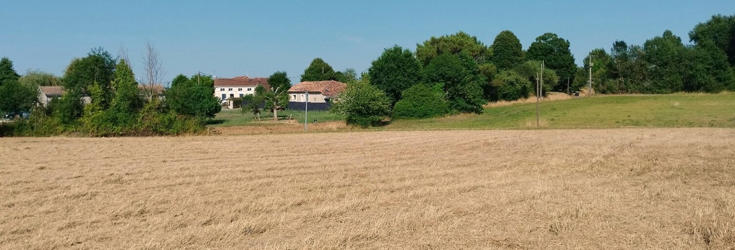 Terrain  2546 m² à vendre à Mérignac (17210)