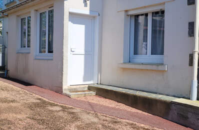 A LOUER APPARTEMENT MEUBLE, Idéal étudiant, Proche mer — photo du bien
