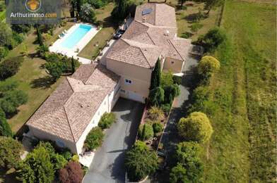 Maison 10 pièces 794800 €