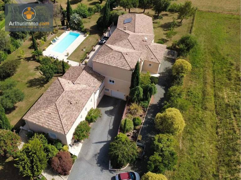 Villa de standing avec logement de gardien — photo 1