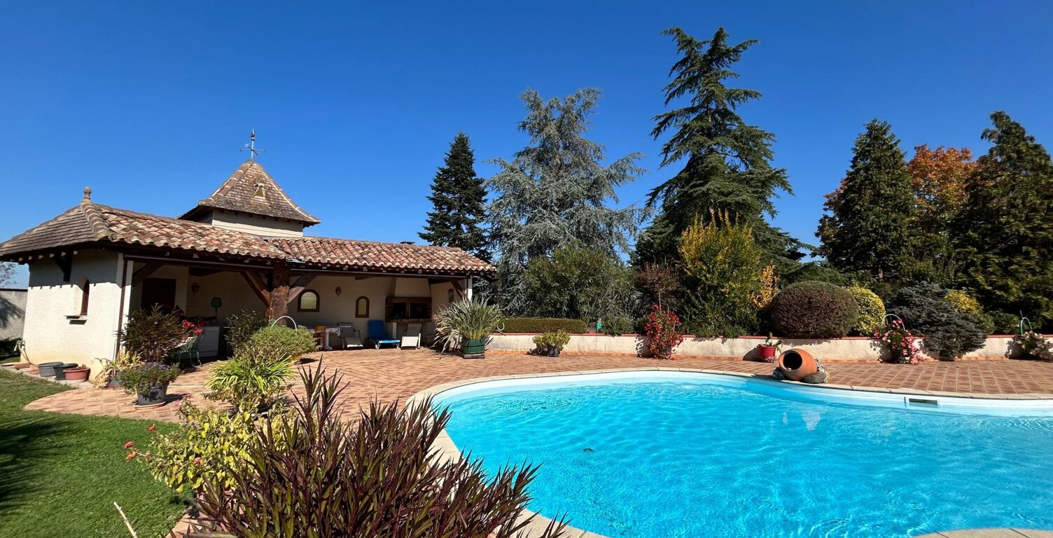 Propriété de caractère de plus de 400 m2 avec piscine et parc paysager - Marmande — photo 1