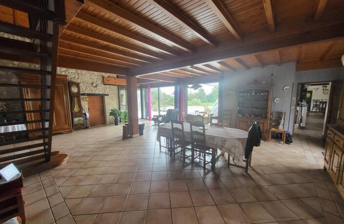 Propriété de caractère de plus de 400 m2 avec piscine et parc paysager - Marmande — photo 5