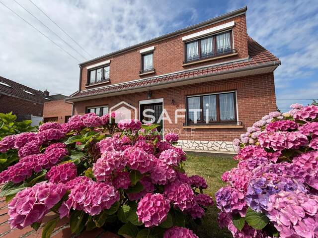 Maison individuelle, 3 chambres, jardin, 2 garages — photo du bien