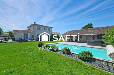 Maison 8 pièces 613600 €