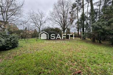 Terrain  185000 €