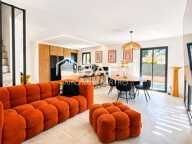 SAINT-CYR-SUR-MER - Villa T5 R+1 Sud-Est avec piscine Bali + terrasse pergola bioclimatique proche plage — photo 3