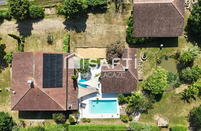 PROPRIÉTÉ DE CARACTÈRE RÉNOVÉE DE 260 M² POTENTIELS  DÉPENDANCES  PISCINE  PARC ARBORÉ DE 4 161 M² — photo 2