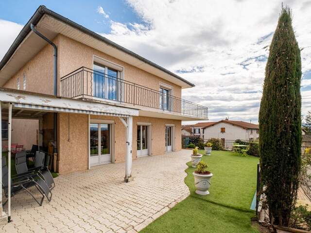 Maison centre village de Ternay — photo du bien