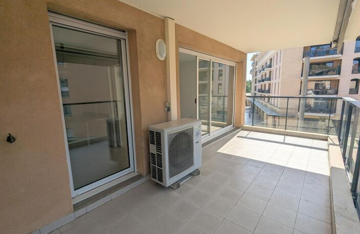 Bien rare au cœur d'Aix, avec terrasse et double garage — photo 5