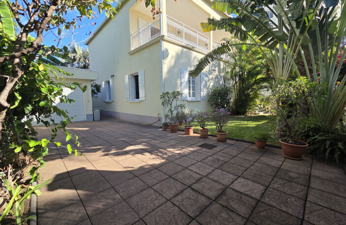 A vendre : grande villa familiale, possibilité de bureaux ou — photo 2
