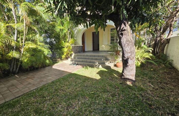 A vendre : grande villa familiale, possibilité de bureaux ou — photo 3