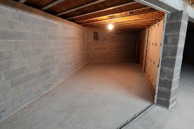 Garage  35400 €