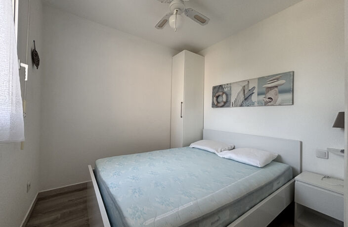 Appartement 2 pièces entièrement rénové au pied du port de F — photo 5