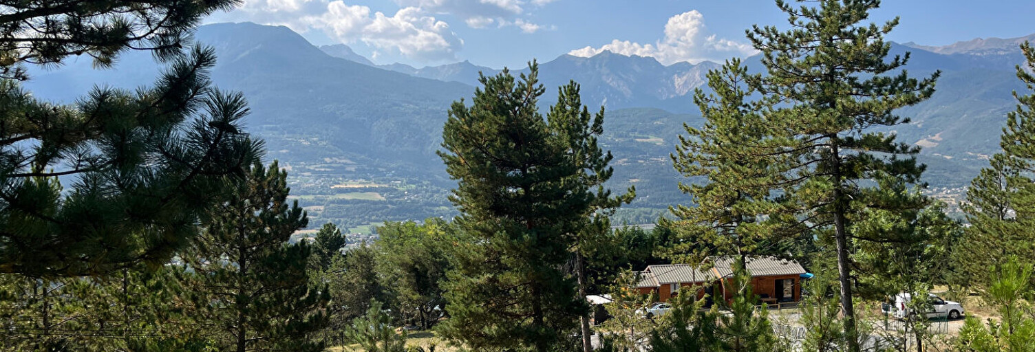 Terrain  1742 m² à vendre à Embrun (05200)