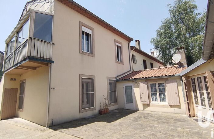 Vente Maison/villa 9 pièces — photo 2