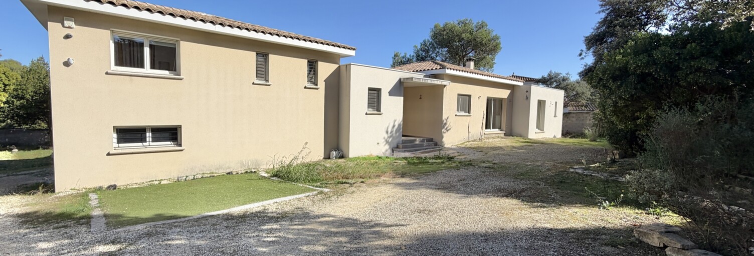 Maison 5 Pièces 184 m² à vendre à Nîmes (30900)