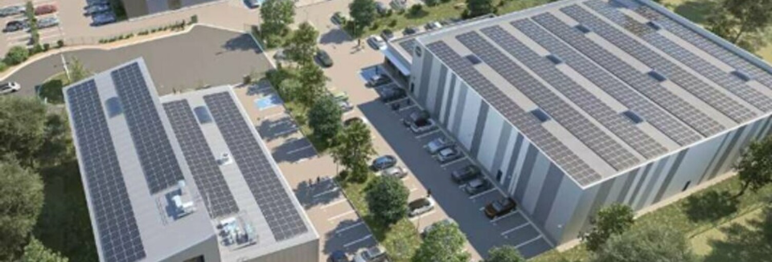 Commerce  900 m² à louer à Riorges (42153)