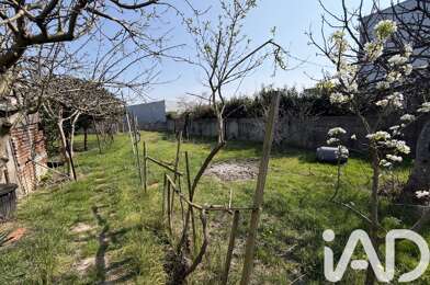 Terrain  452000 €