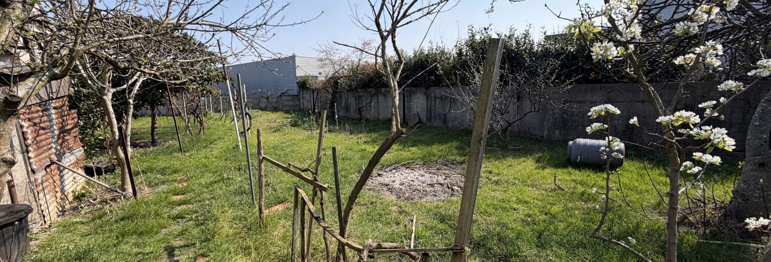 Terrain  980 m² à vendre à Villeneuve-le-Roi (94290)