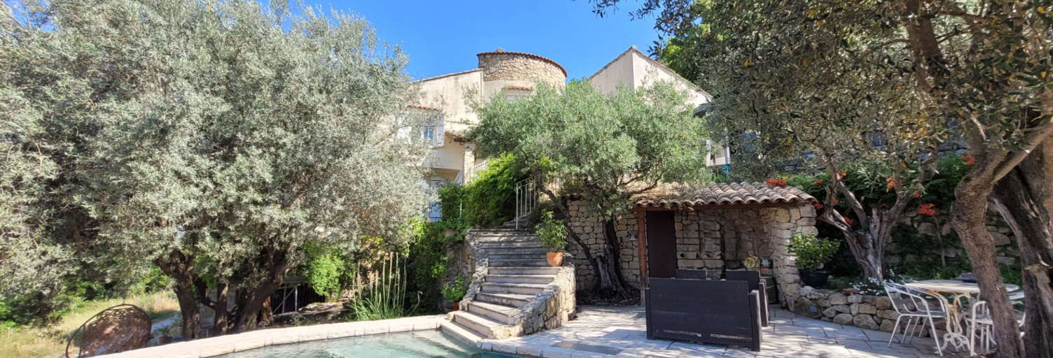 Maison 10 Pièces 280 m² à vendre à La Garde-Adhémar (26700)