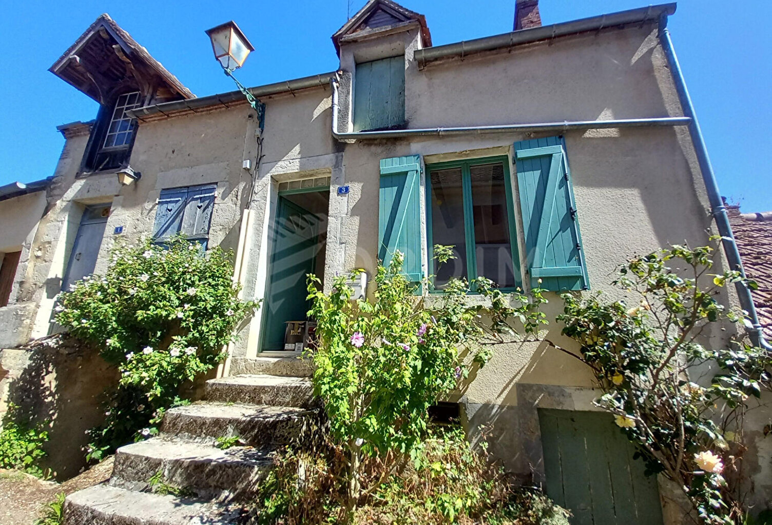 CHATILLON SUR LOIRE - Jolie maison de village — photo 1