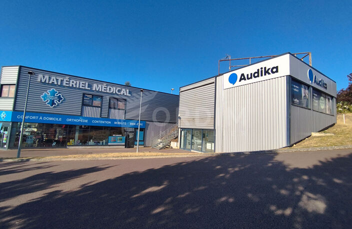 AUXERRE ZONE COMMERCIALE DES CLAIRIONS - 100M² - 5 PARKINGS — photo 3