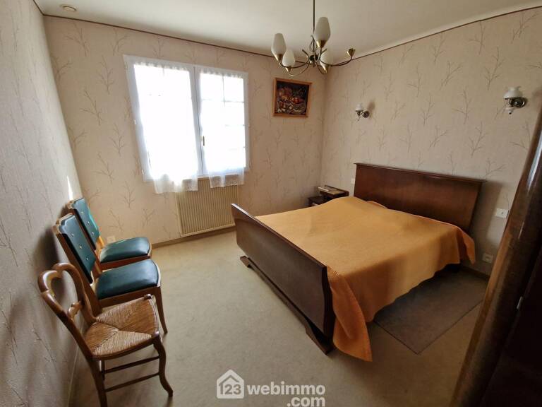 Maison - 115m² - La Ferrière — photo 1