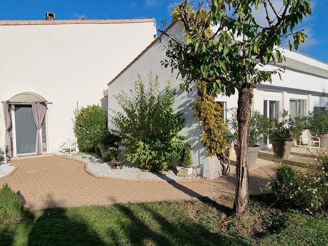 Vente Maison/villa 8 pièces — photo du bien
