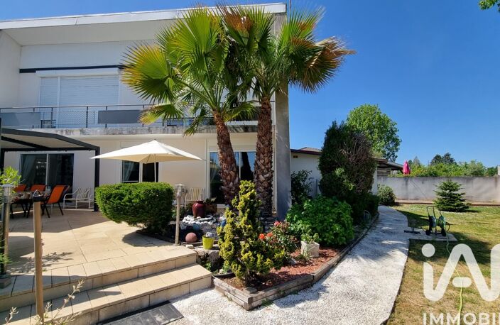 Vente Maison/villa 8 pièces — photo 4