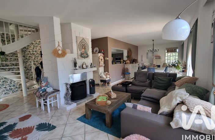 Vente Maison/villa 8 pièces — photo 5