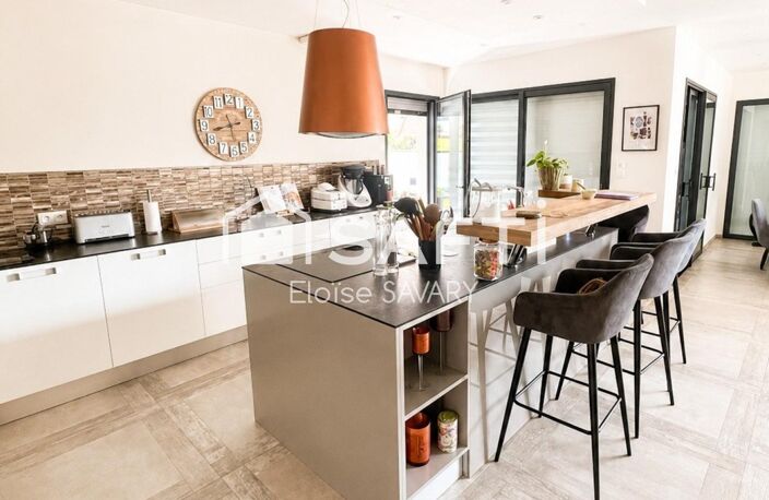 Villa d'exceptions avec piscine dans un cadre paisible — photo 4