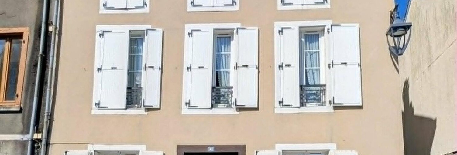 Immeuble  176 m² à vendre à Bort-les-Orgues (19110)