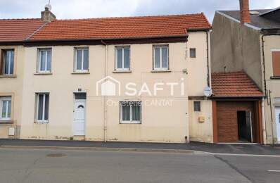 Maison composée de 2 logements F3, F4, terrain, garage. — photo du bien