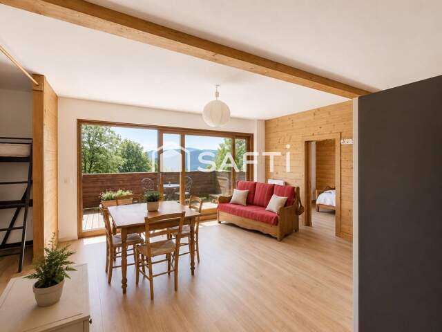 T3 dans un chalet de montagne avec jardin (environ 300m2) sur une parcelle de 7 687m2, à 5 minutes en voiture du centre. — photo du bien