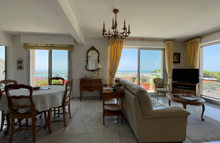 APPARTEMENT VUE MER — photo 2