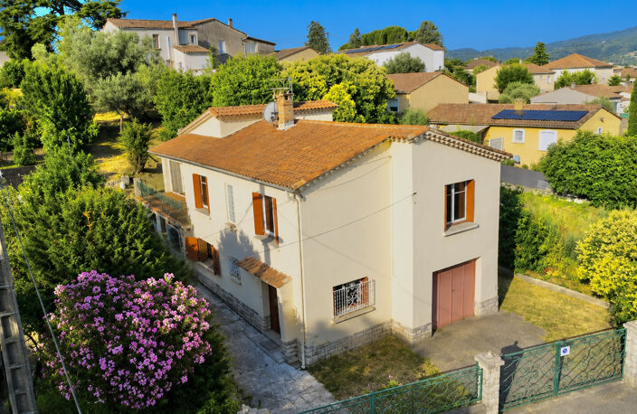 Maison T6 avec Garage, Terrasse et Terrain — photo 2