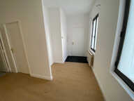 À deux pas des Arènes de Nîmes   Appartement bourgeois de 180 m2 — photo 3