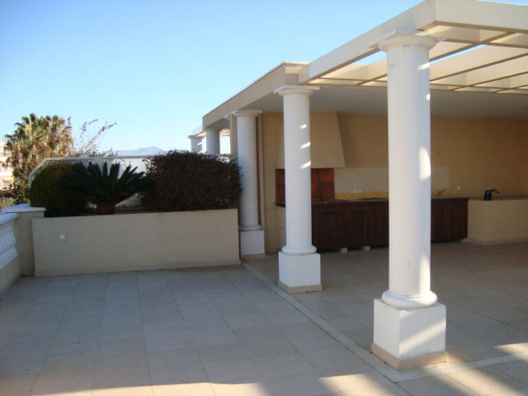 Appartement duplex 4 pièces - Saint Laurent du Var — photo 1