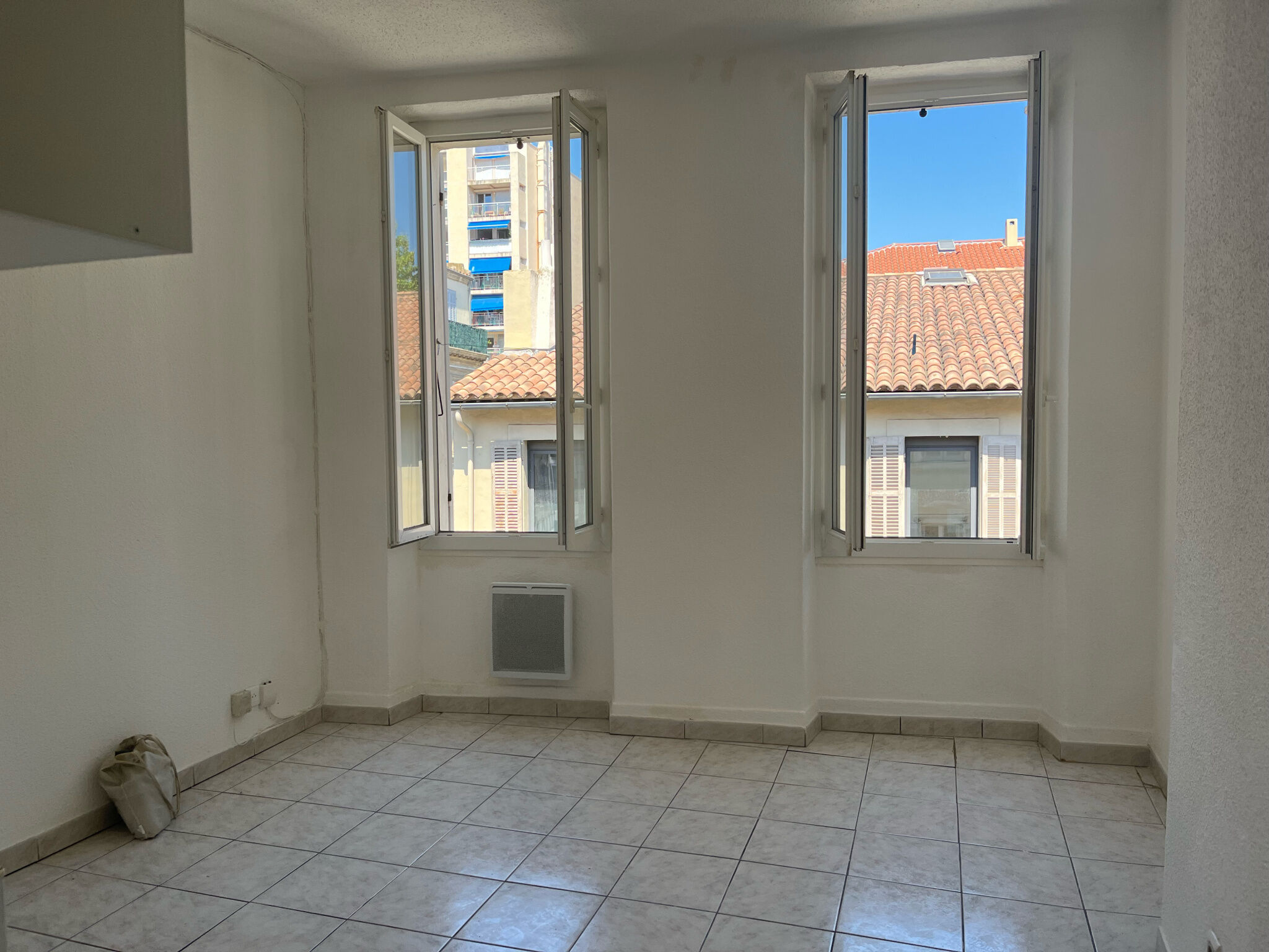 Appartement  T1 à louer Marseille 6eme 13006
