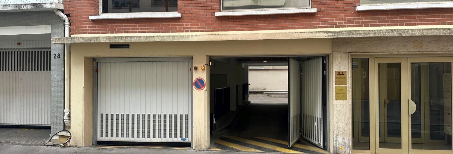 Garage  10 m² à vendre à Paris 15 (75015)