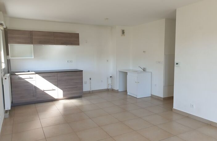 Centre-ville Appartement T3 + Parking double — photo 5